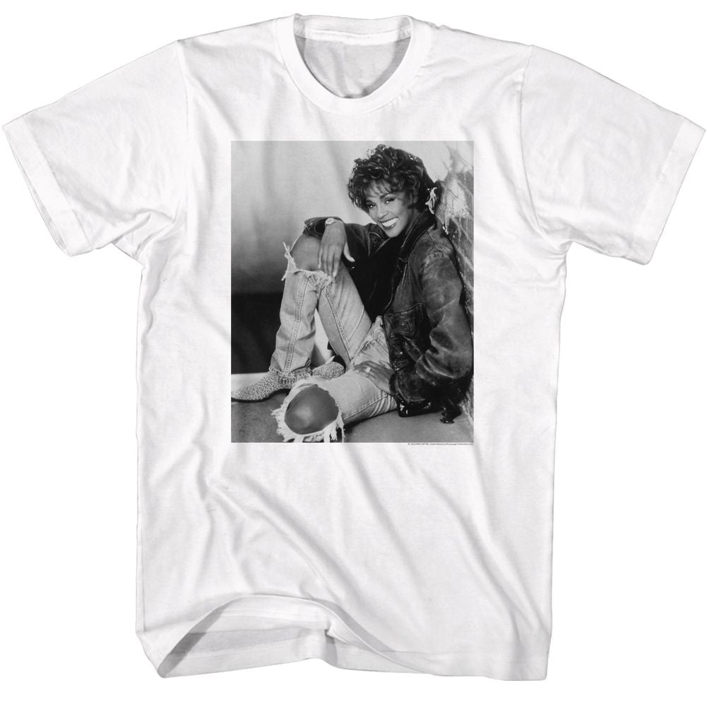 Whitney Houston - WHITNEY HOUSTON BW BRICK WALL SIT Adult Shirt